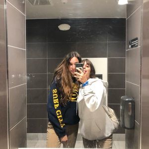 Meet your Posher, Dana